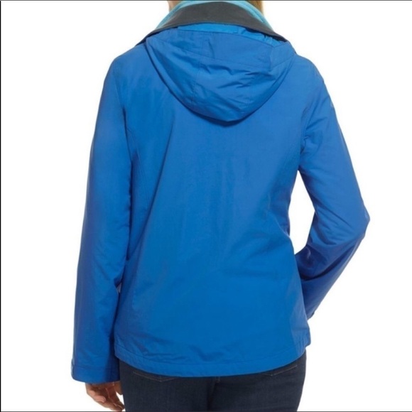 L.L Bean Storm Chaser Rain Jacket. - Picture 2 of 14